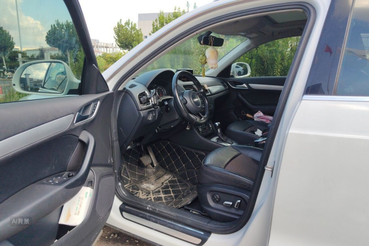 Audi Q3 2017 #18 Audi Q3 2017 car image #18