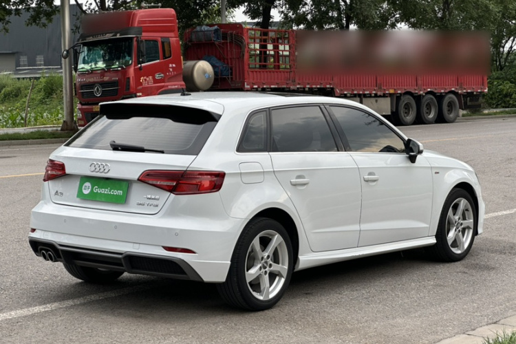 Audi A3 2020 car image #9