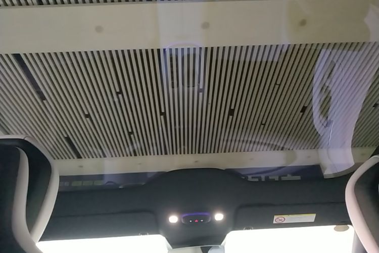 MI SU7 2024 car image #18