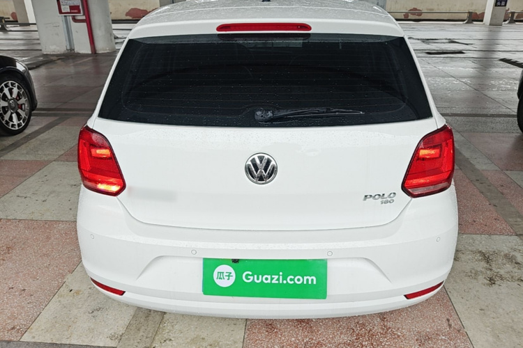 Volkswagen Polo 2018 car image #6