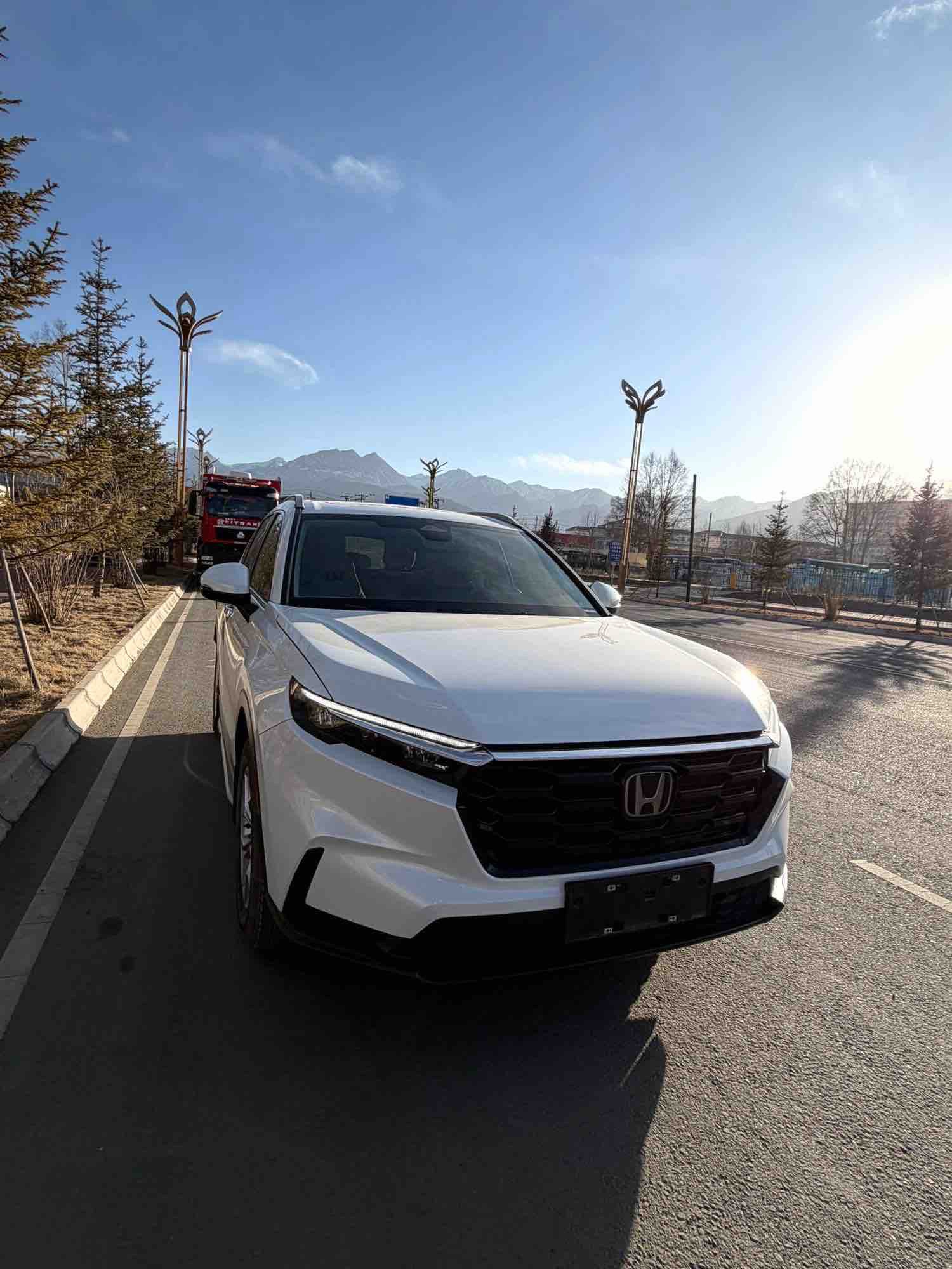 Honda CR-V 2025 #4 Honda CR-V 2025 صورة سيارة #4