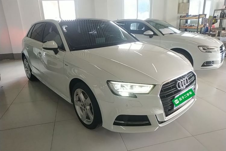 Audi A3 2018 car image #4
