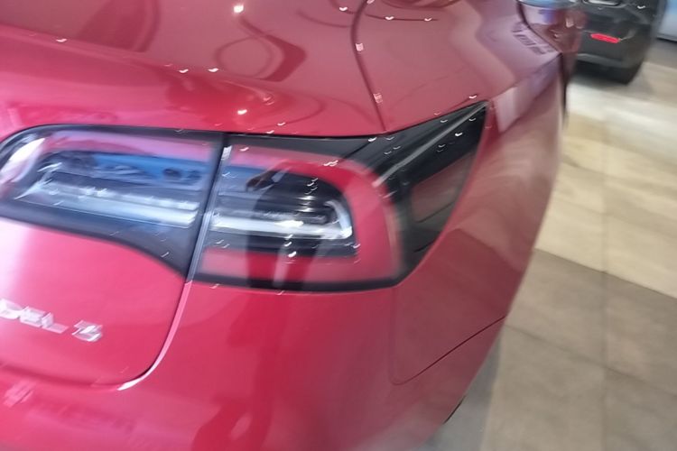 Tesla Model 3 2020 immagine di auto #8