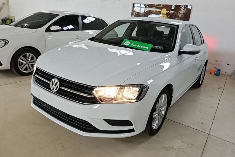 Volkswagen Bora 2020 car image #2