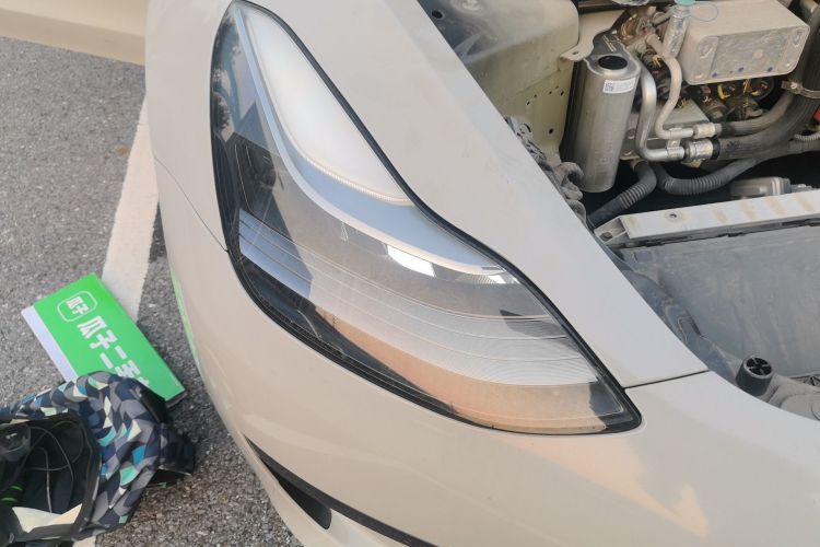 Tesla Model 3 2023 car image #8