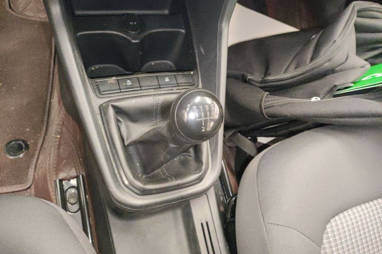 Volkswagen Santana 2019 #14 Volkswagen Santana 2019 car image #14