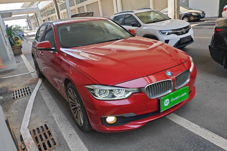 BMW 3 Series 2018 #4 BMW 3 Series 2018 car image #4