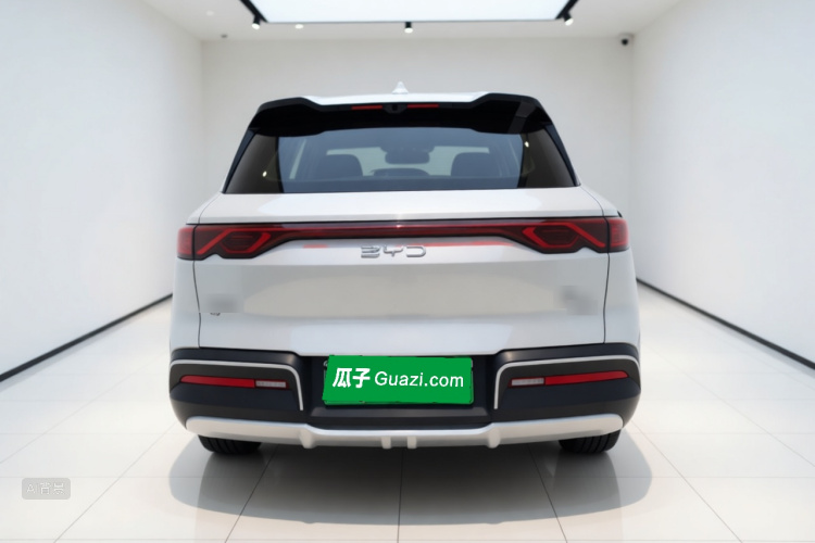 BYD YuanUP 2025 #4 BYD YuanUP 2025 car image #4