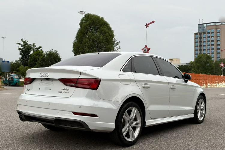 Audi A3 2019 #5 Audi A3 2019 car image #5
