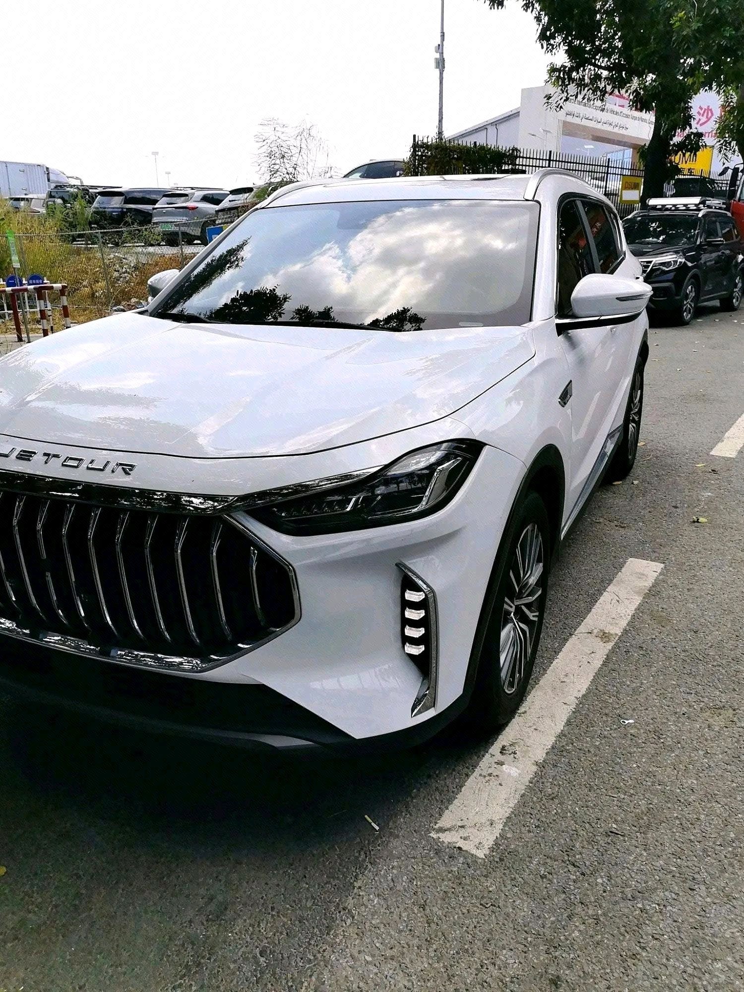 Jetour X70 PLUS 2024 car image 