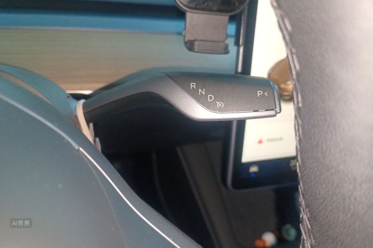 Tesla Model Y 2021 immagine di auto #16