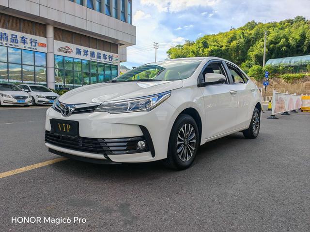 Toyota Corolla 2019 #19 Toyota Corolla 2019 car image #19