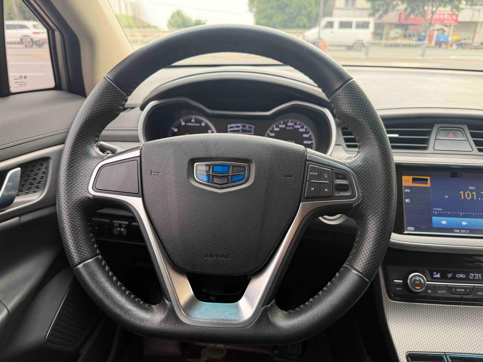 GEELY Emgrand GS 2016 image de voiture #9