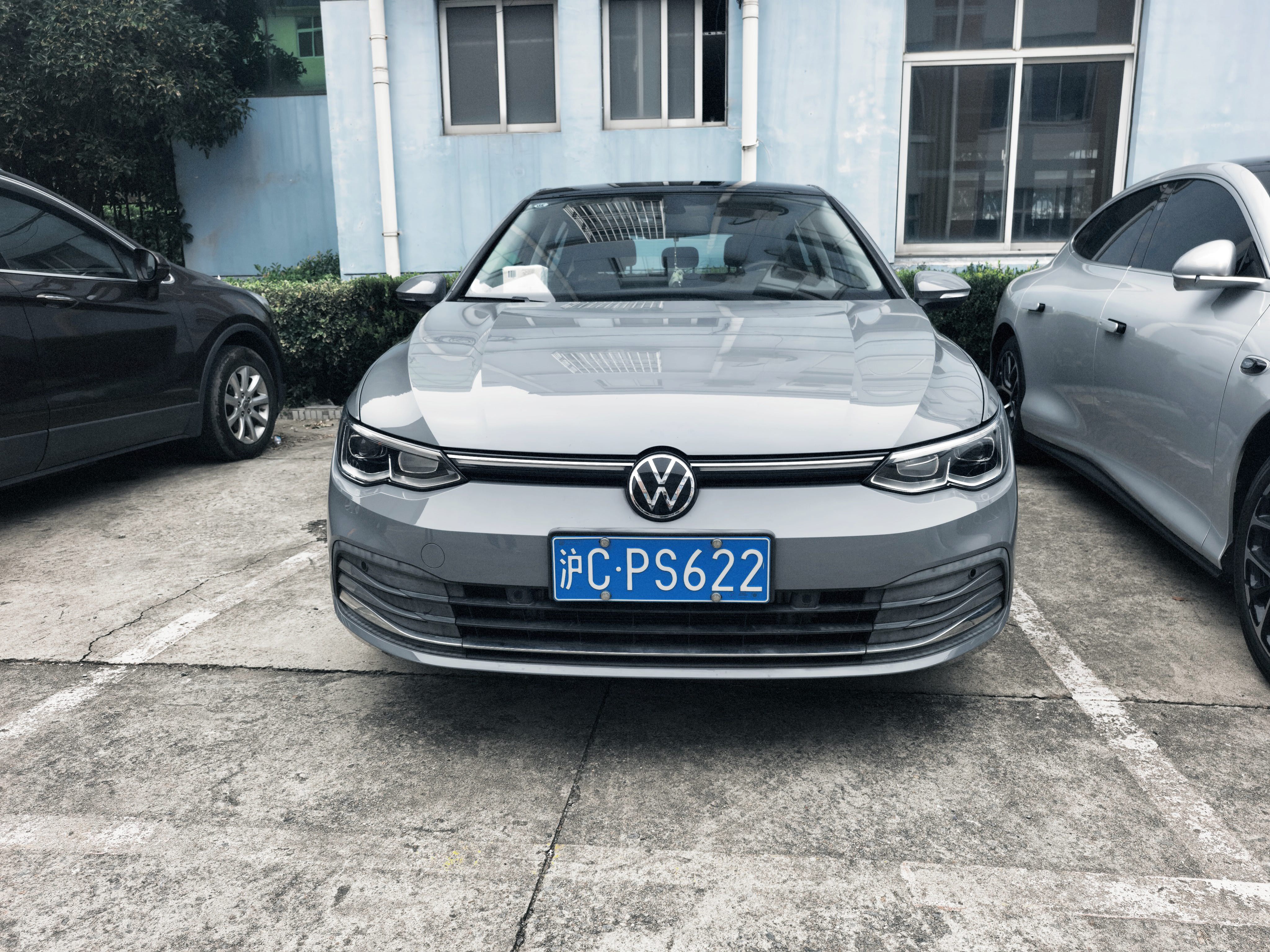 Volkswagen Golf 2022 #2 Volkswagen Golf 2022 صورة سيارة #2