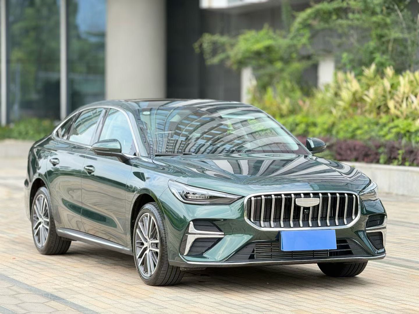 GEELY Emgrand 2025 #5 GEELY Emgrand 2025 car image #5