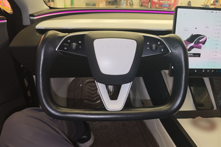 Tesla Model 3 2024 #11 Tesla Model 3 2024 car image #11