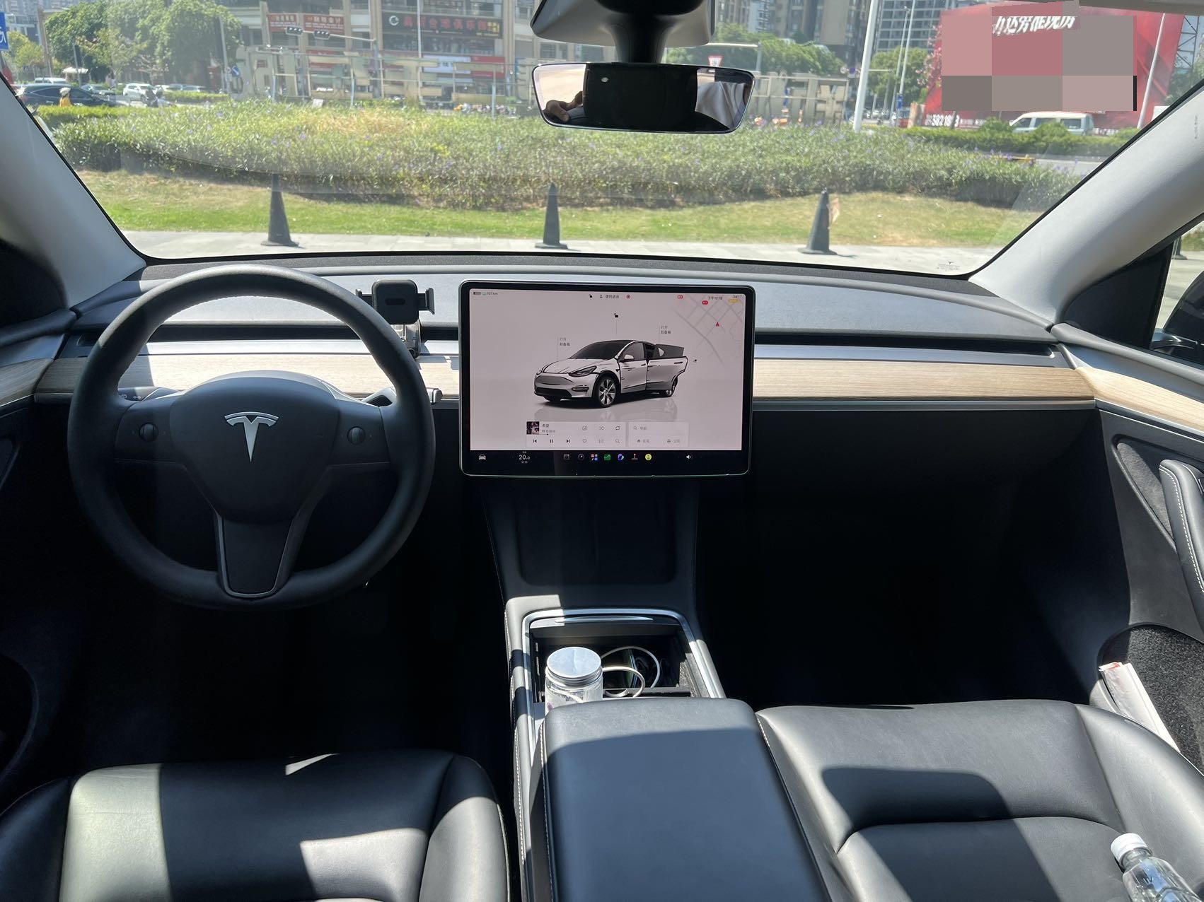 Tesla Model Y 2022 #6 Tesla Model Y 2022 صورة سيارة #6