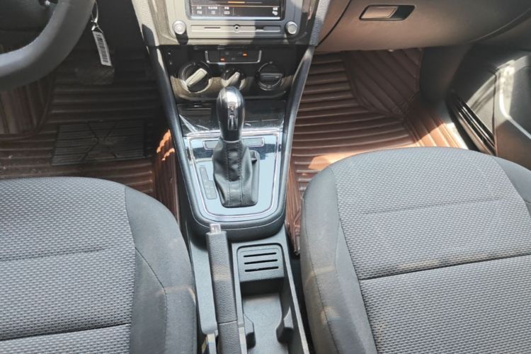 2019 #14 2019 car image #14