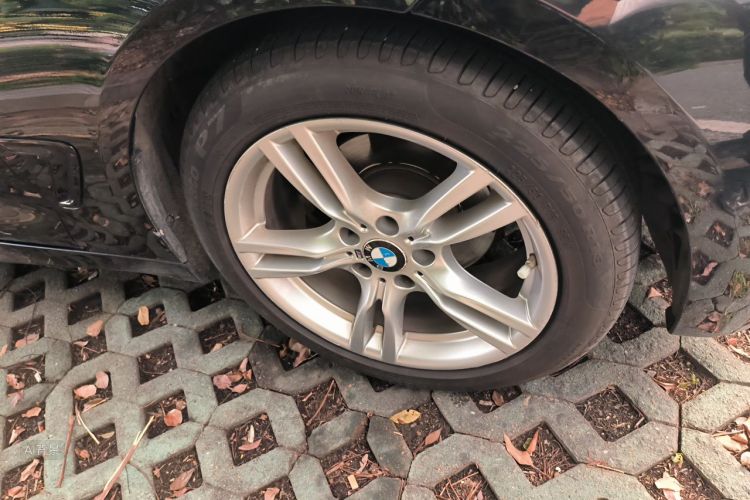 BMW 3 Series GT 2019 صورة سيارة #9