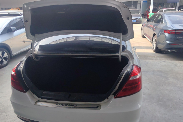 GEELY Emgrand 2017 #19 GEELY Emgrand 2017 car image #19