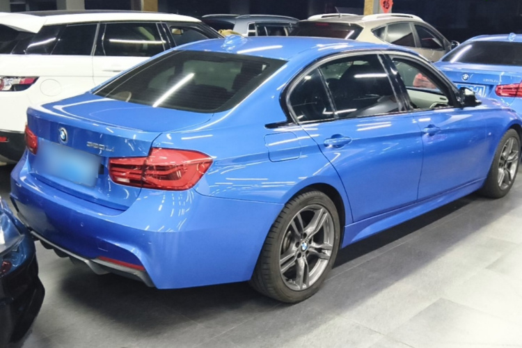 BMW 3 Series 2019 car image #5