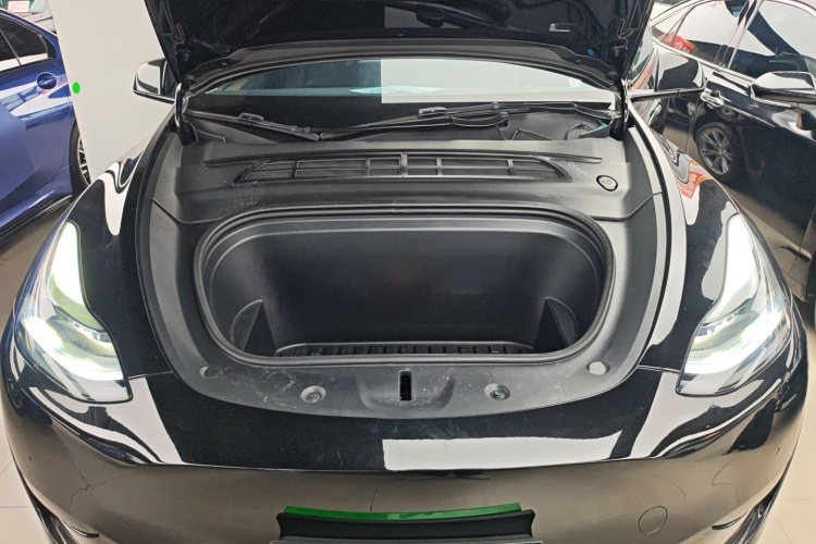 Tesla Model Y 2022 #22 Tesla Model Y 2022 immagine di auto #22