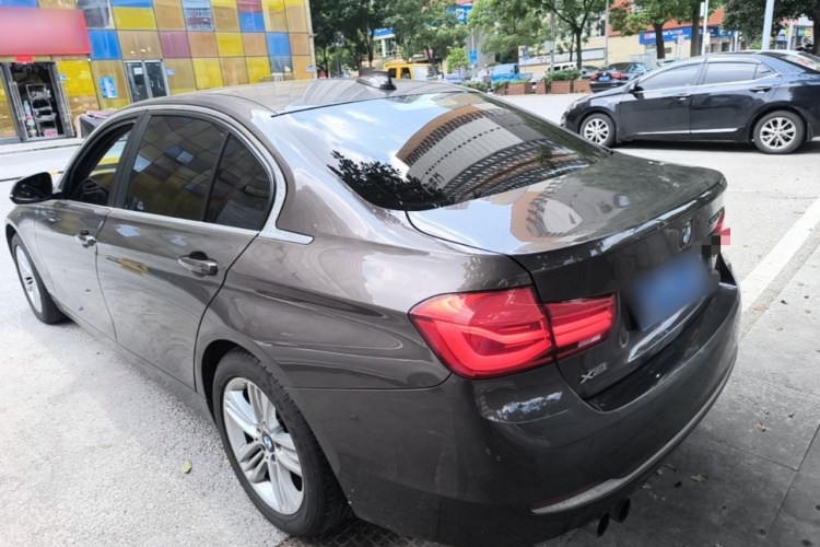 BMW 3 Series 2017 #5 BMW 3 Series 2017 car image #5