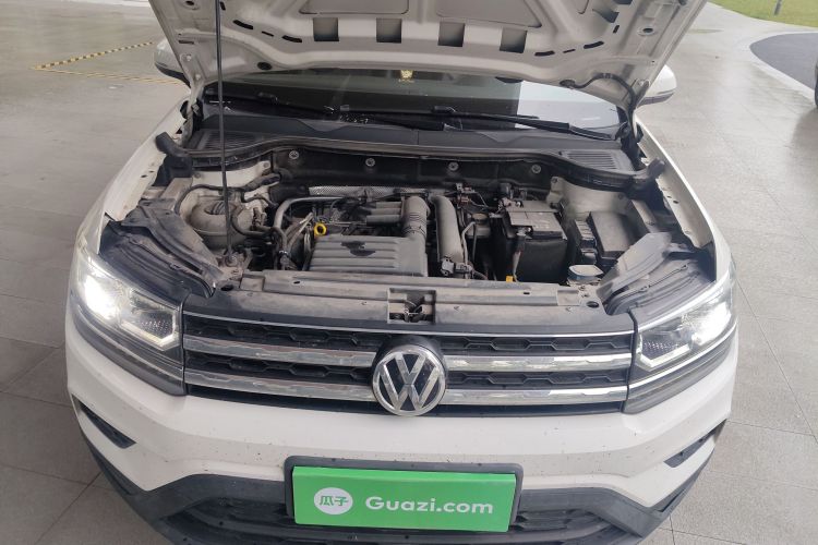 Volkswagen Tharu 2019 immagine di auto #22