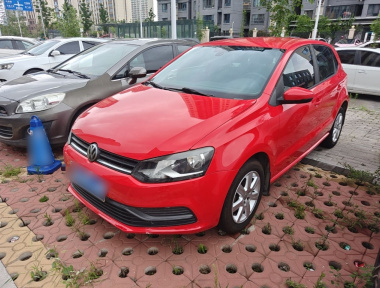 Volkswagen Polo 2014 Volkswagen Polo 2014 car image