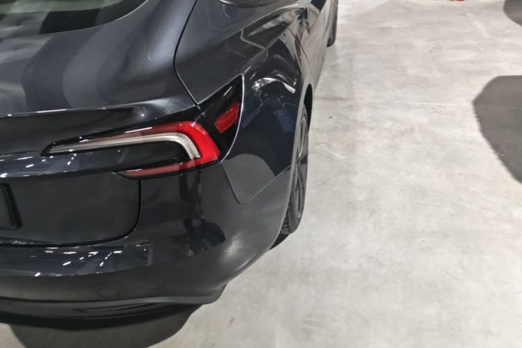 Tesla Model 3 2025 car image #8