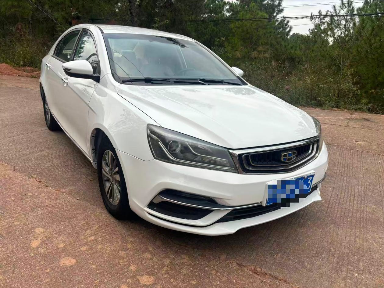 GEELY Emgrand 2018 car image #3