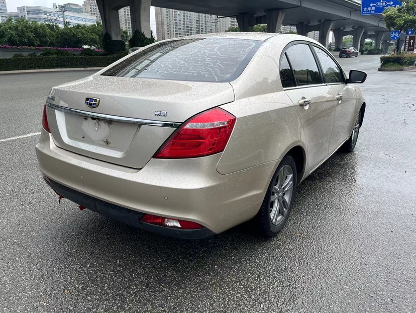 GEELY Emgrand 2017 car image #7