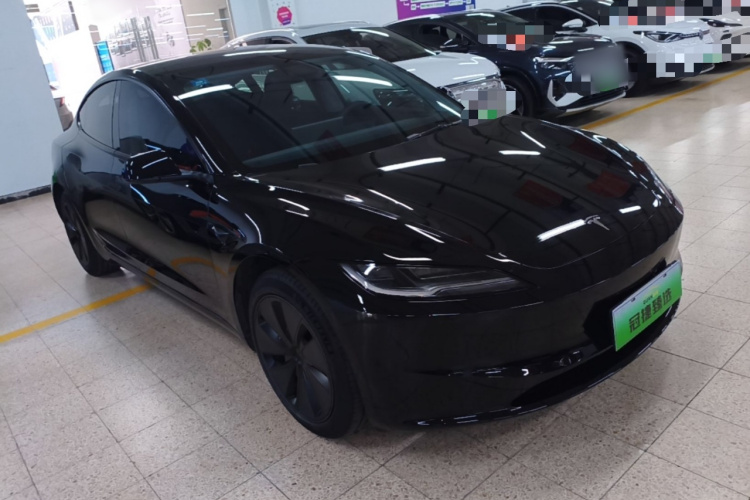 Tesla Model 3 2023 #4 Tesla Model 3 2023 car image #4