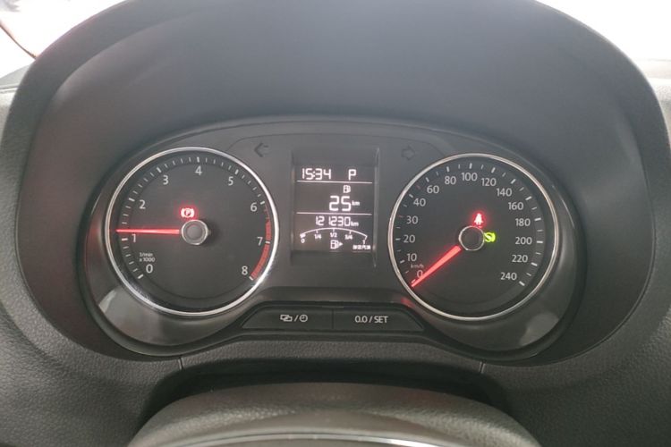 Volkswagen Polo 2017 #12 Volkswagen Polo 2017 car image #12