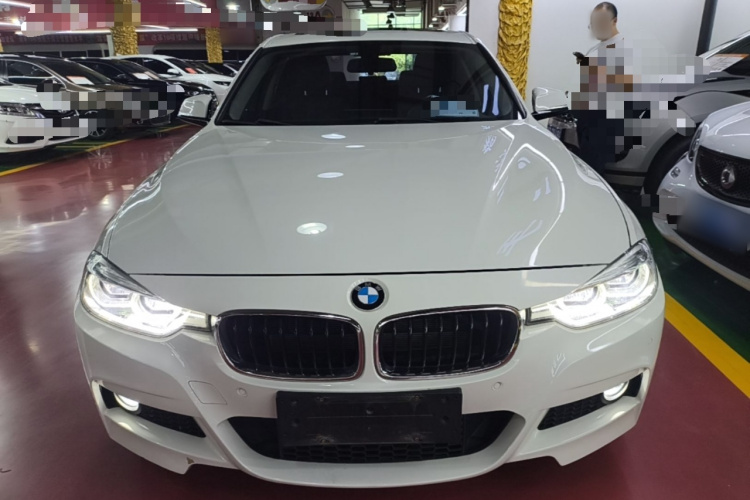 BMW 3 Series 2019 #3 BMW 3 Series 2019 car image #3
