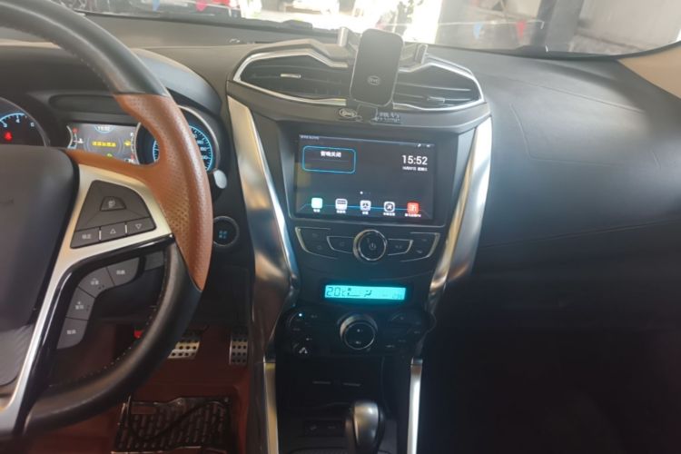 BYD Yuan 2016 car image #13