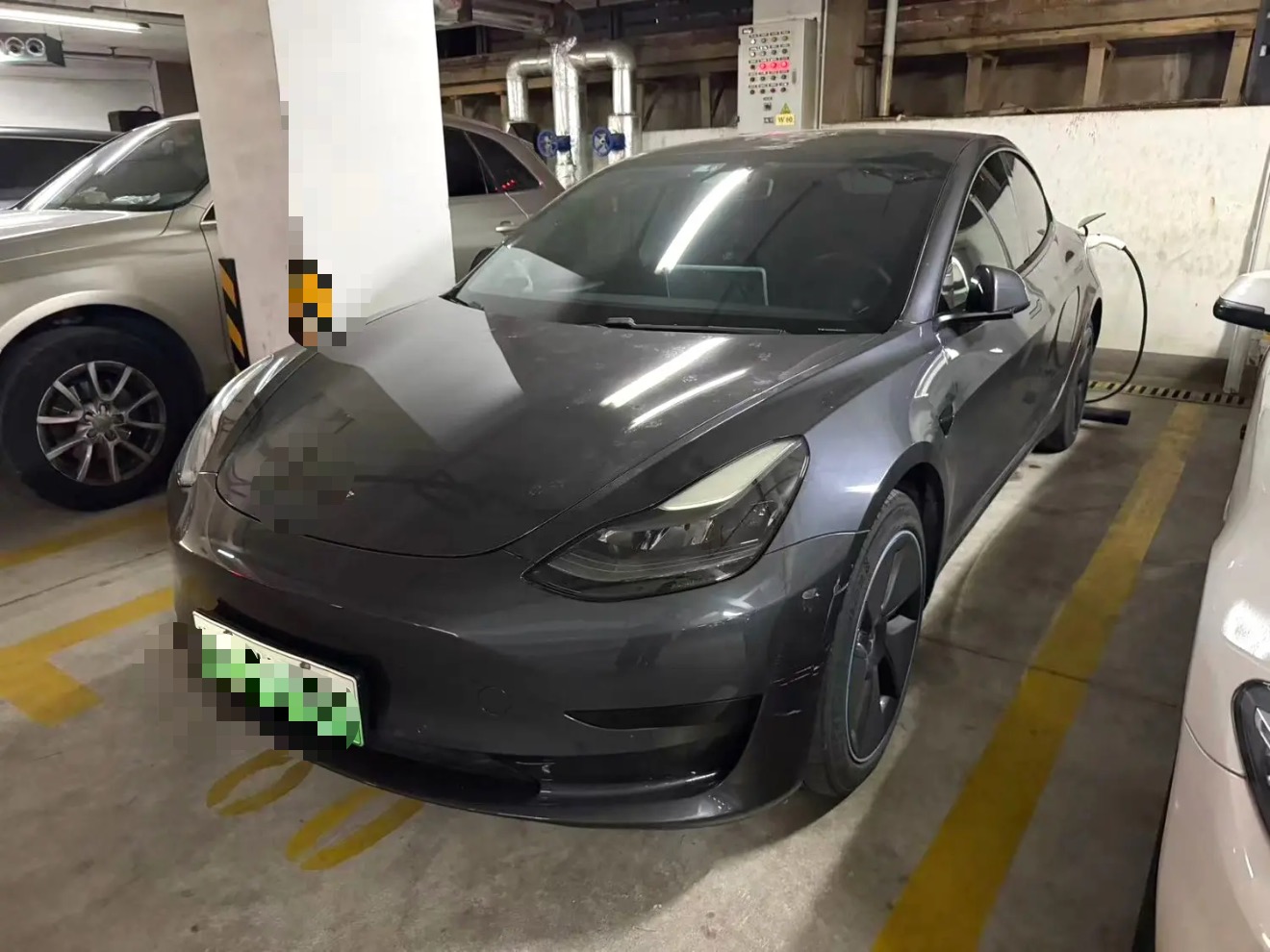 Tesla Model 3 2021 car image 