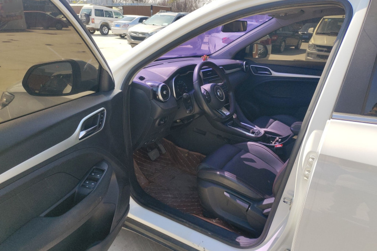 MG ZS 2020 car image #12