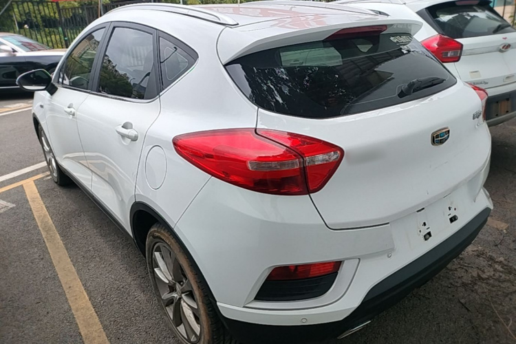 GEELY Emgrand GS 2016 صورة سيارة #5