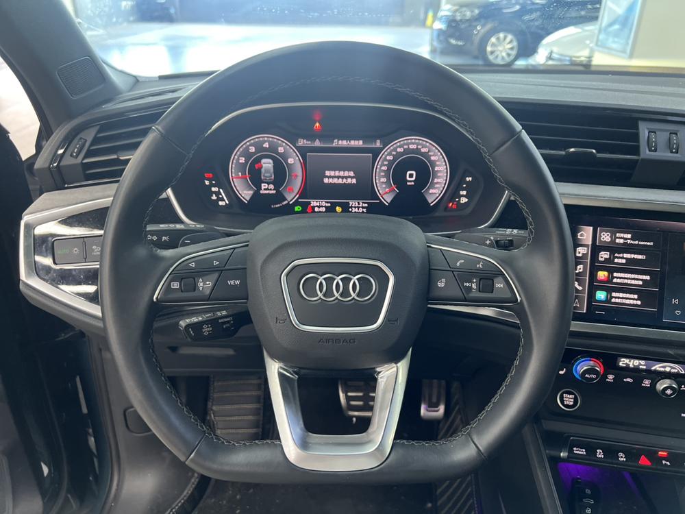 Audi Q3 2023 #11 Audi Q3 2023 car image #11