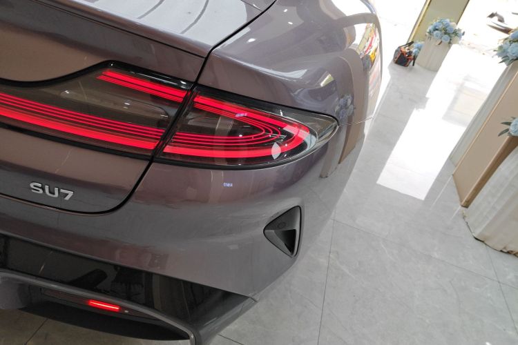 MI SU7 2024 صورة سيارة #8
