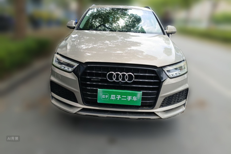 Audi Q3 2019 car image #3