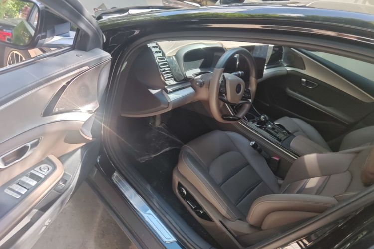 BYD Han 2022 car image #16