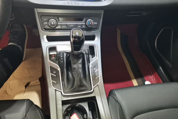 GEELY Emgrand 2020 #14 GEELY Emgrand 2020 изображение автомобиля #14