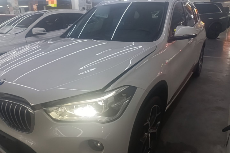 BMW X1 2019 #2 BMW X1 2019 car image #2