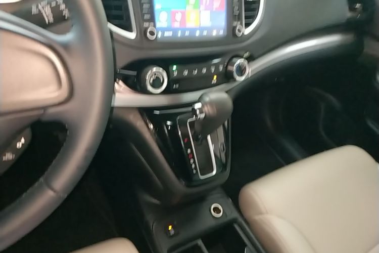 Honda CR-V 2015 #14 Honda CR-V 2015 car image #14