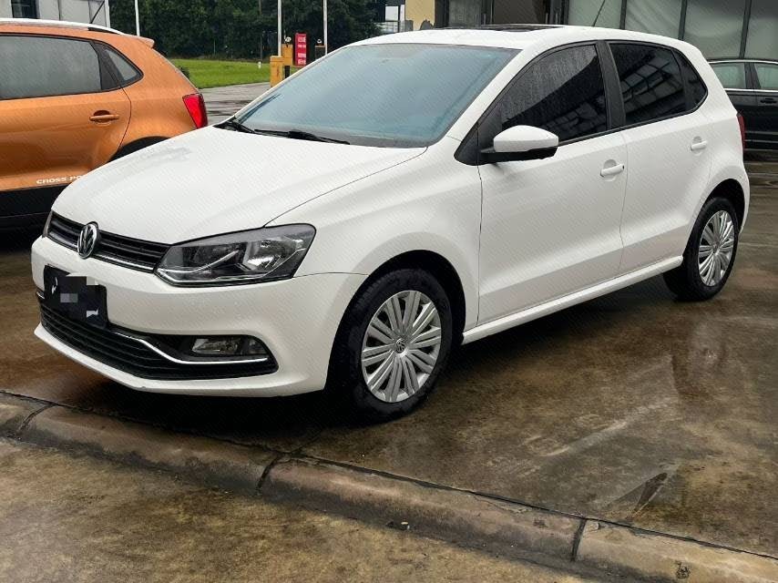 Volkswagen Polo 2016 Volkswagen Polo 2016 صورة سيارة