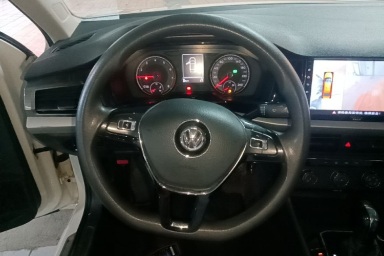 Volkswagen Lavida 2020 car image #11