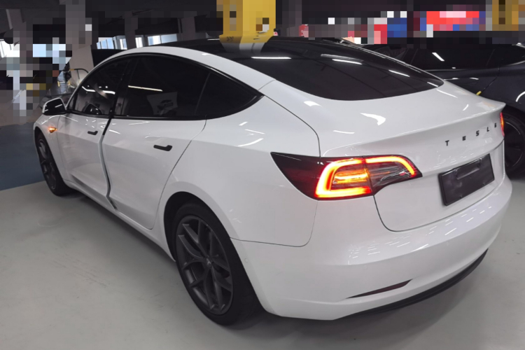 Tesla Model 3 2022 immagine di auto #5