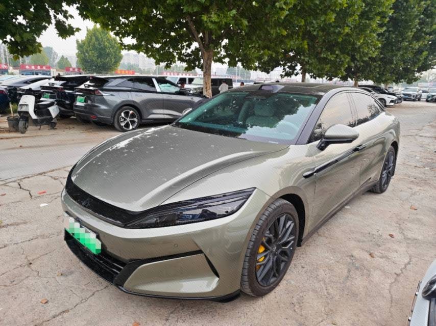 BYD HanL 2025 car image 